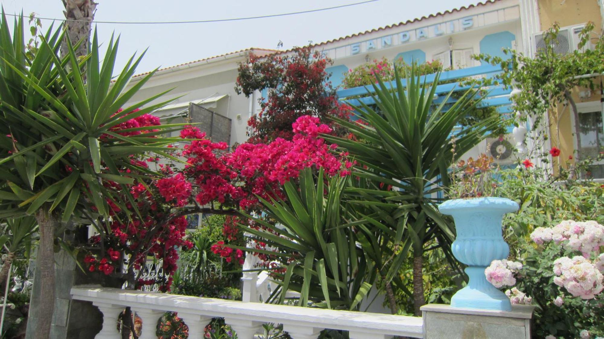 Sandalis Hotel Pythagoreio  Exterior photo